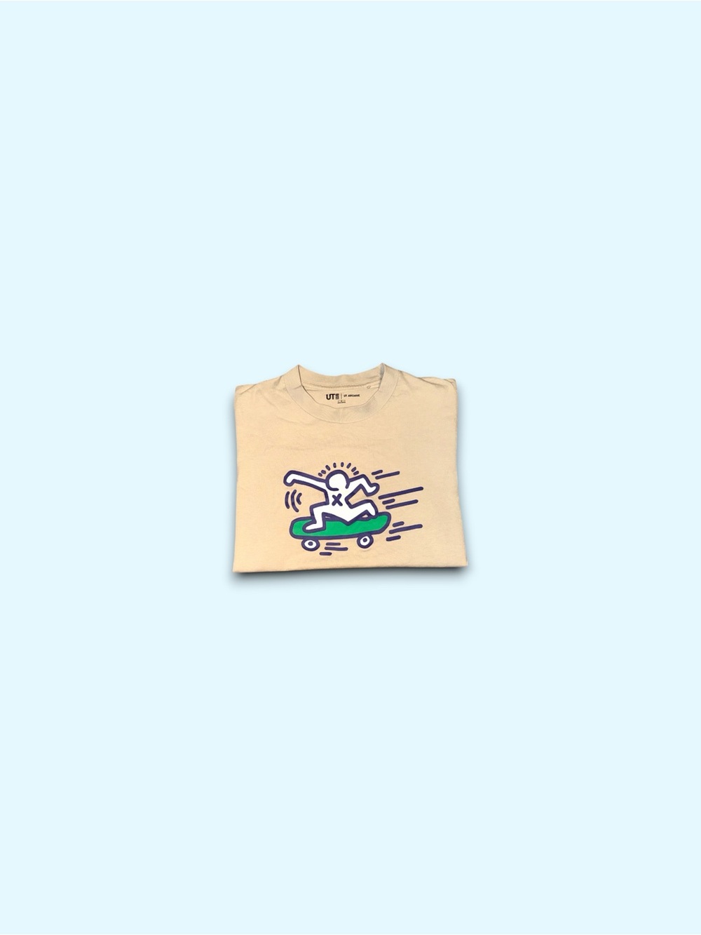 Uniqlo x Keith Herring Skateboarding T-Shirt Mens Small Beige Graphic Tee